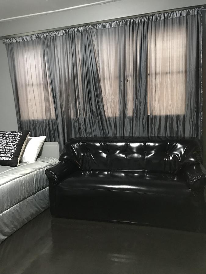 Add Home Hostel Vipavadee 42 Бангкок Экстерьер фото